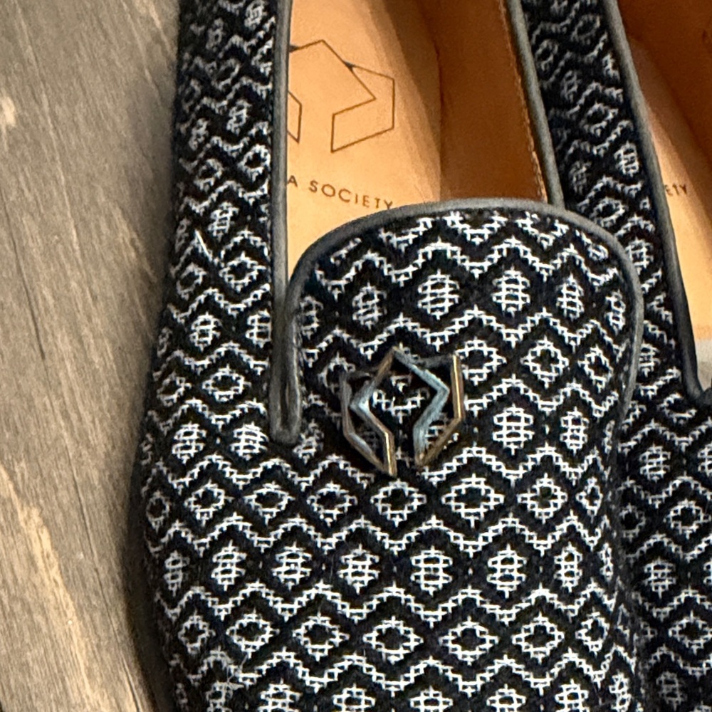Society Black and White Patterned Men's Loafers - Picture 3 of 8